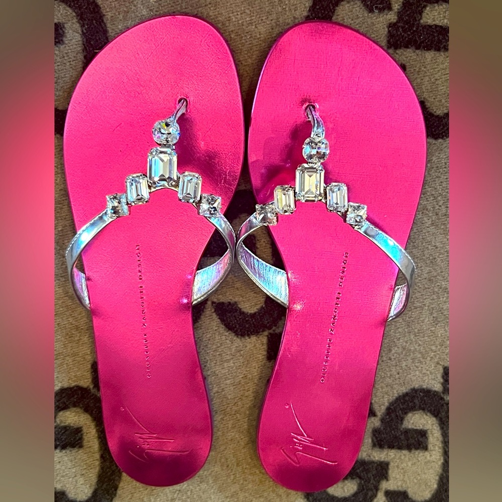 Giuseppe Zanotti Jewel Thong Sandal | Size: 8  IT 38
